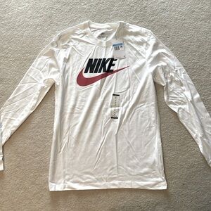 BRAND NEW. Nike Men’s Activewear. NEVER BEEN WORN.
